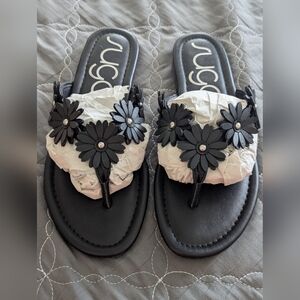 Sugar Women's Black Floral Sandals